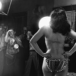 bettie-page-and-photographers.jpg